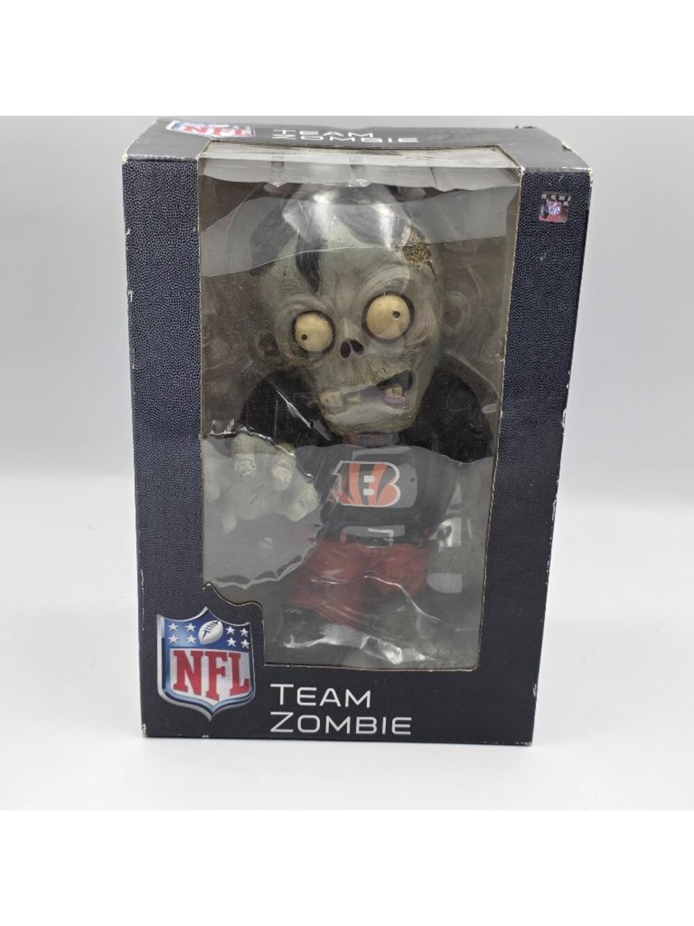 Forever Collectibles Cincinnati Bengals Team Zombie Forever Nightmares NFL Figur
